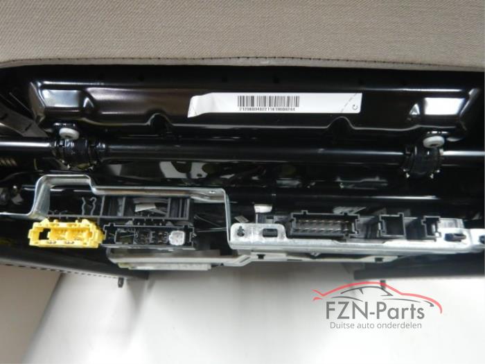 Mercedes Benz CLS W218 Interieur Leder Seidebeige Dashboard