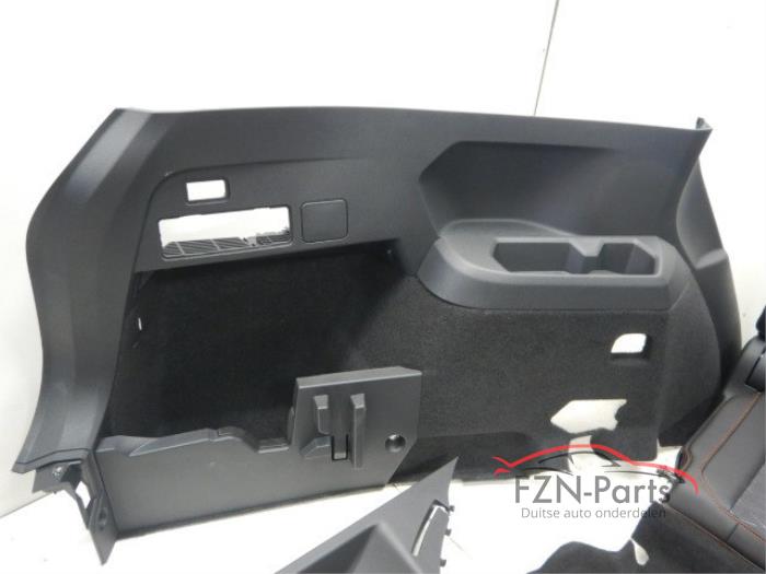 VW Tiguan 5NN Allspace interieur 7-persoons Alcatara Leer Stof