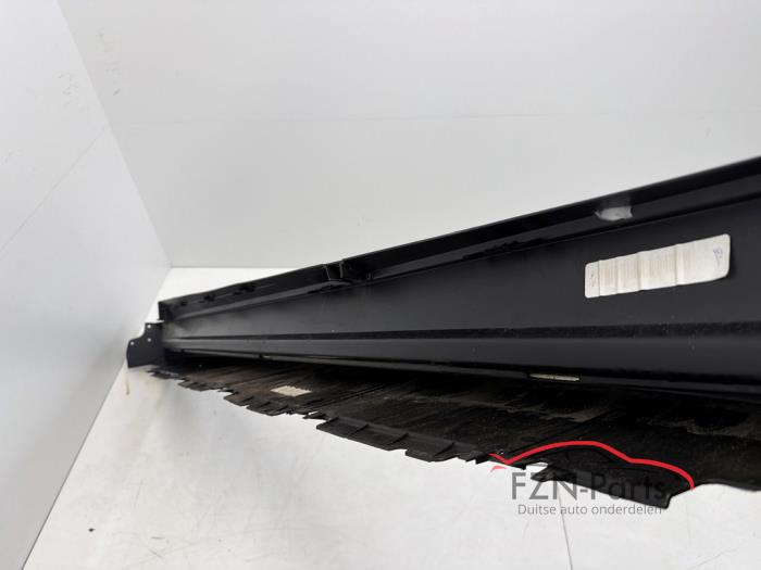 Mercedes-Benz GLE W166 Sideskirt Rechts