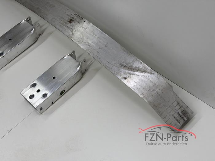 Mercedes-Benz A-Klasse W177 Bumperbalk voorzijde