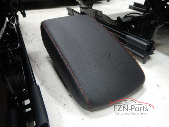 VW Tiguan 5NN Allspace interieur 7-persoons Alcatara Leer Stof