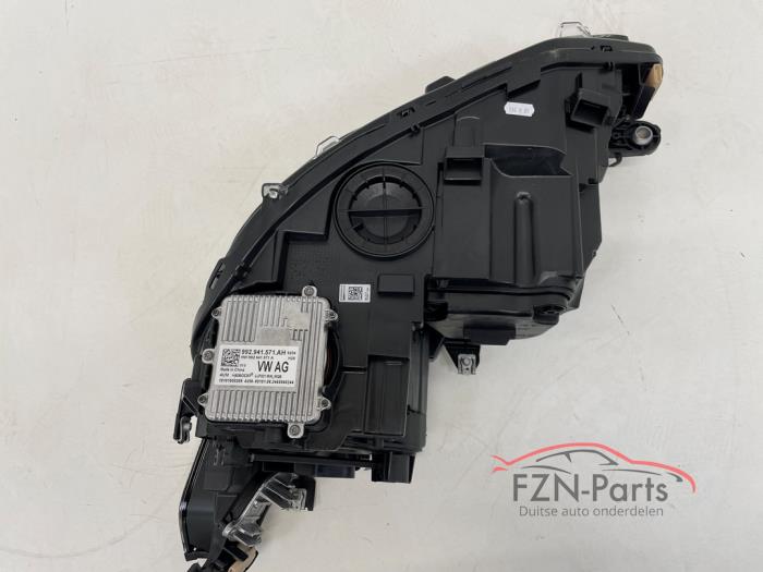 VW Golf 8 IQ Light LED Chrome Koplamp Rechts R