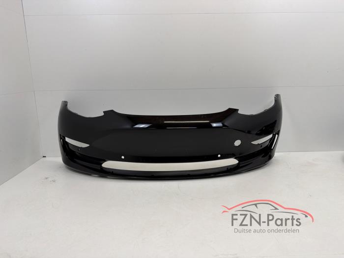Tesla Model 3 Voorbumper 6PDC Zwart