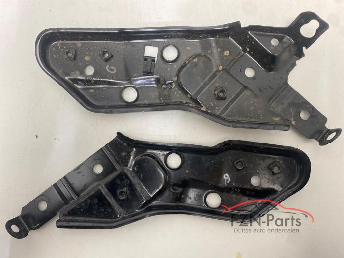 Seat Leon 5FA Koplamphouders Set L + R