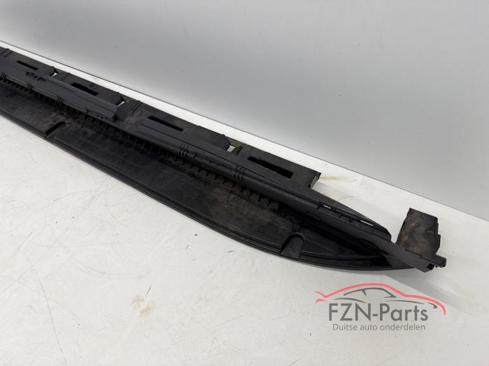 Mercedes-Benz GLE W166 Sideskirt Houder Links