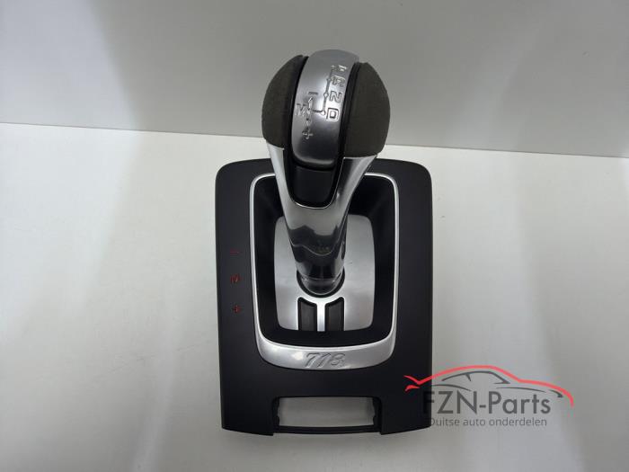 Porsche 718 Spyder Pook Alcantara