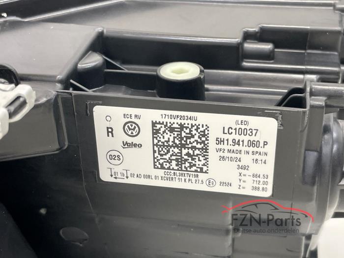 VW Golf 8 IQ Light LED Chrome Koplamp Rechts R