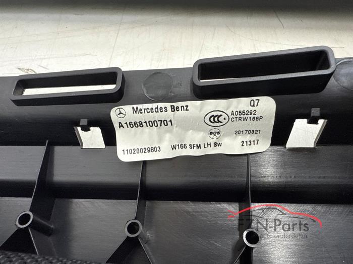 Mercedes-Benz GLE W166 Zonnescherm Links-Achter