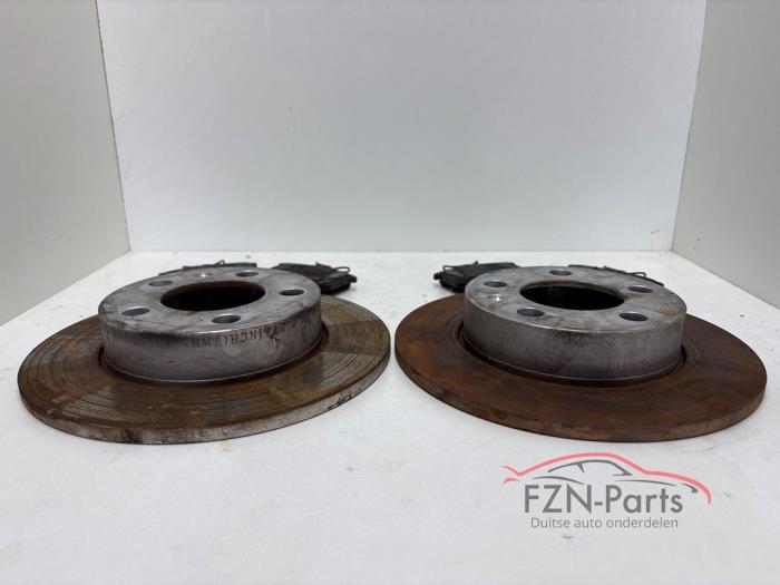 VW Polo 2G Remschijven + Blokken achterzijde