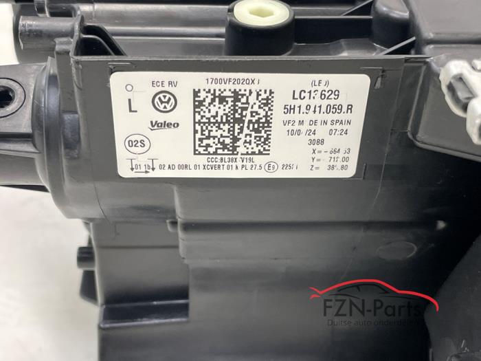 VW Golf 8 IQ Light Black Edition Koplamp Links L