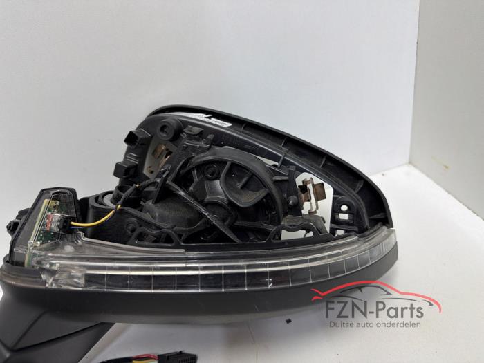 Audi A4 8W Spiegel Links