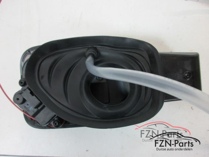 Audi A4 S4 8W Tankklep Tank Klep