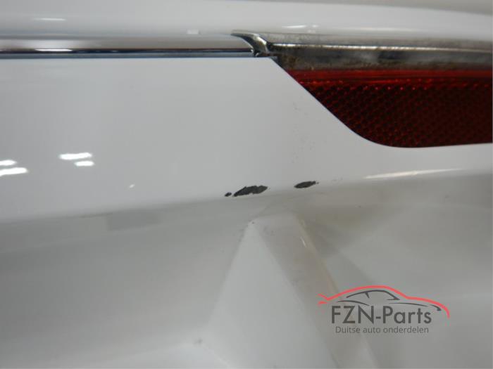 VW Passat B8 Highline Onderlip