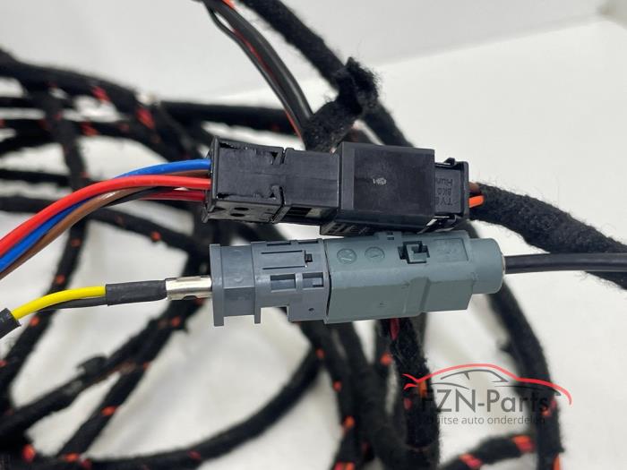 VW T-Cross 2GM Achteruitrijcamera Achterzijde met kabel