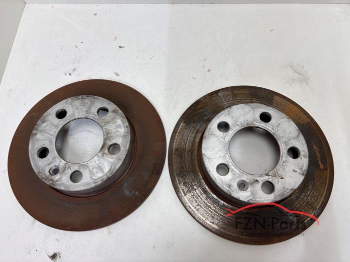 VW Polo 2G Remschijven achterzijde