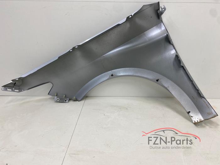 Seat Leon 5FA Sportstourer Zijscherm Spatscherm rechts LZ7G