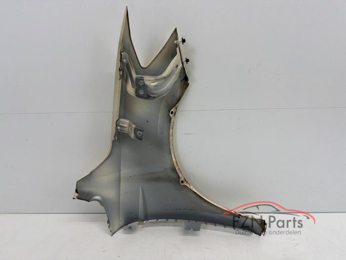 VW Touran 5TA Zij, spatscherm Links L115