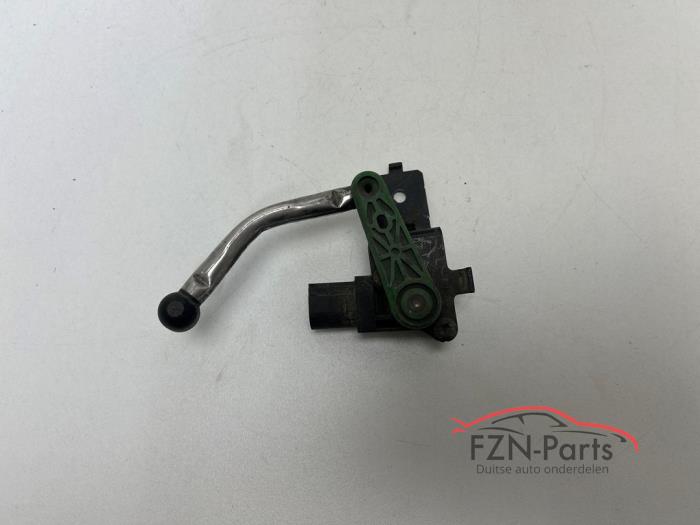 VW Passat 3C B6 Niveausensor Koplamphoogteversteller