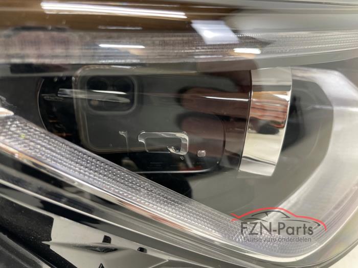 VW Golf 8 IQ Light Black Edition Koplamp Rechts