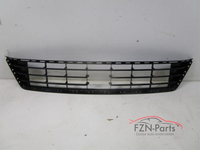 VW Golf 7 R Hoogglans zwart inleg voorbumper midden