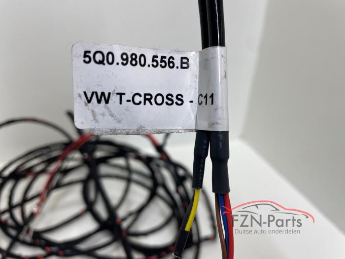 VW T-Cross 2GM Achteruitrijcamera Achterzijde met kabel