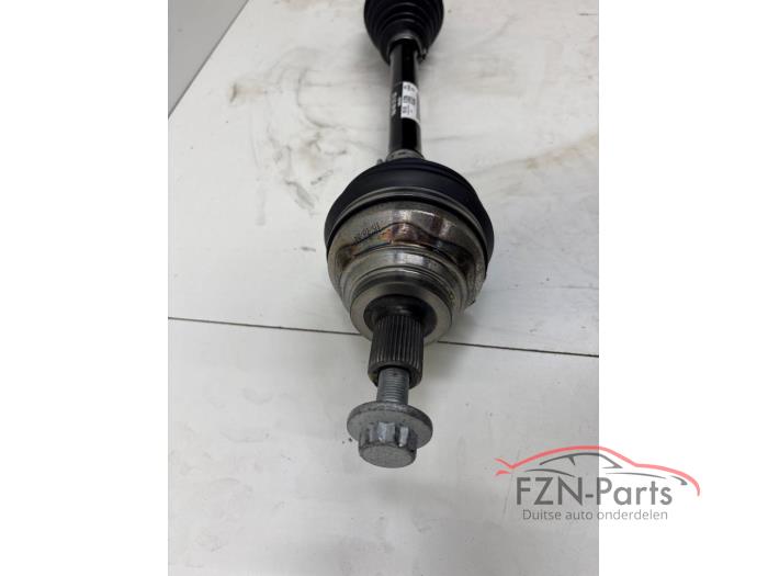 VW Passat B8 Aandrijfas Links-voor
