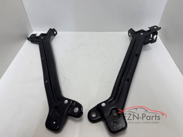 Skoda Superb 3V Facelift Koplamphouders Set L + R