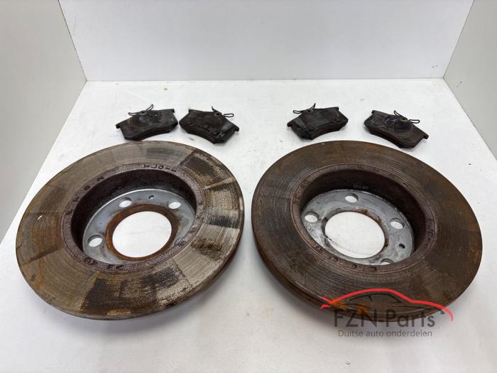 VW Polo 2G Remschijven + Blokken achterzijde