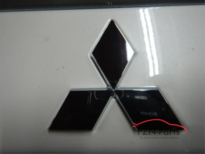 Mitsubishi Outlander Achterkleplijst