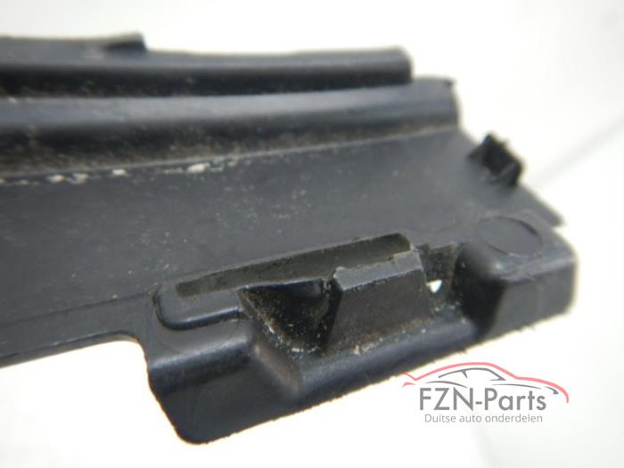 Opel Grandland X Bumper inleg rooster zwart chroom rechts