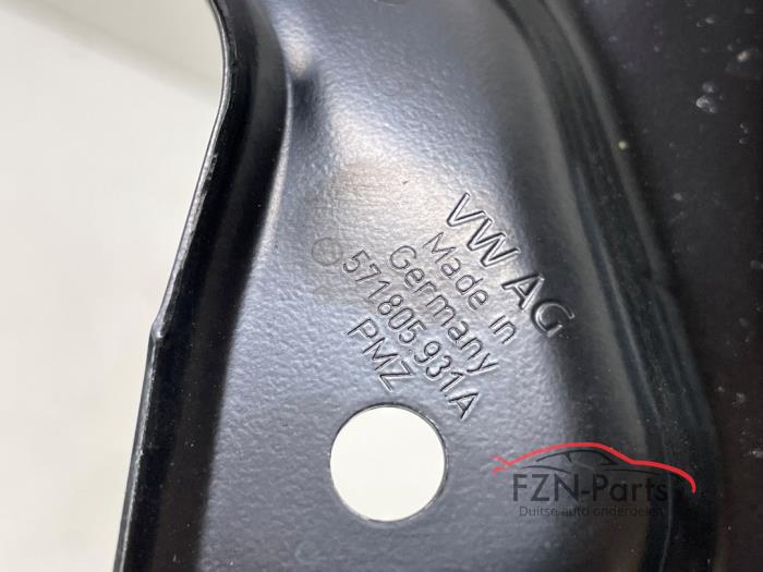 VW Tiguan 571 Koplamphouder Links