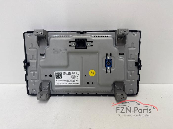 VW Touran 5TA Navigatie display
