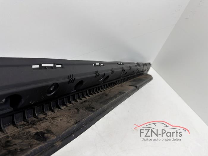 Mercedes-Benz GLE W166 Sideskirt Links Met Houder