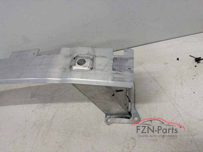 Lynk & CO 01 Bumperbalk voorzijde