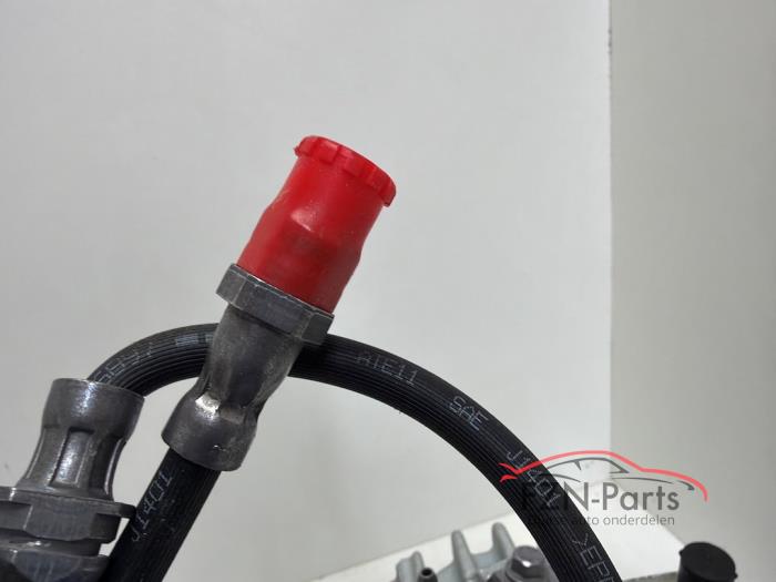 VW Golf 8 Remklauw links voor