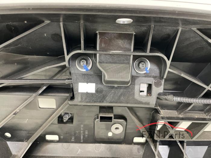 VW Transporter T7 Multivan Front met steun Radiateur