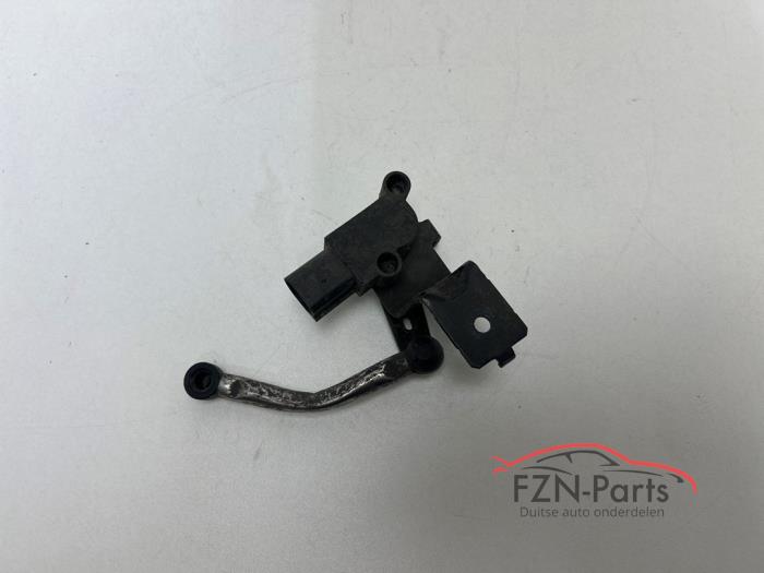 VW Passat B6 B7 CC Niveausensor Koplamphoogteversteller Rechts