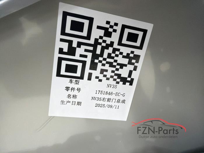 Tesla Model 3 Facelift Portier Rechts-Voor