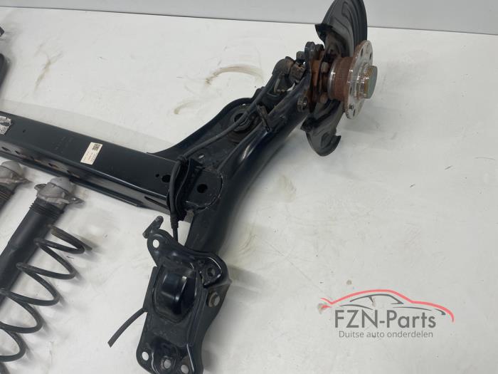 VW Golf 8 5H Starre achteras compleet met veren