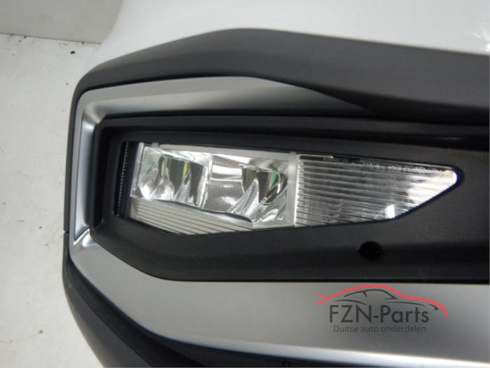 VW Passat B8 Facelift Alltrack Voorbumper 4PDC LC9A