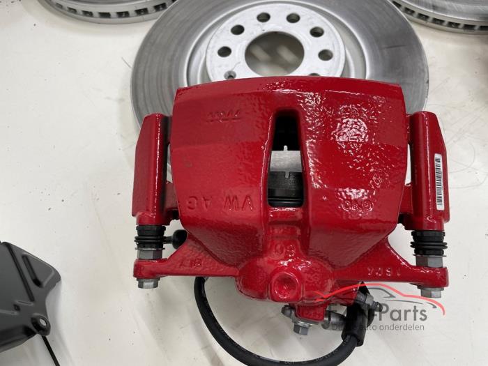 Remmenset compleet voor+achter Volkswagen Golf (24867691)