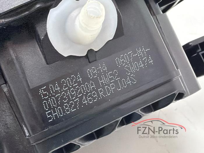 VW Golf 8 Achterklep Opener met Achteruitrijcamera