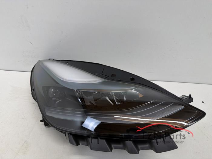 Tesla Model Y Facelift Koplamp Rechts