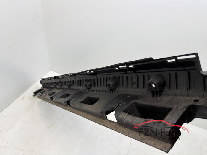 Mercedes-Benz GLE W166 Sideskirt Houder Links