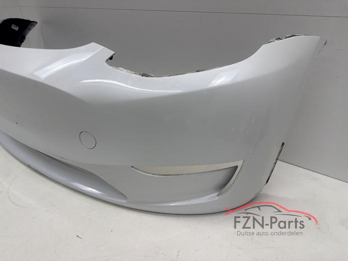 Tesla Model Y Voorbumper Wit