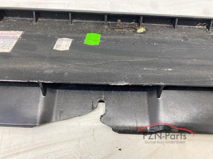 VW Tiguan 571 Front met sloten