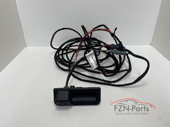 VW T-Cross 2GM Achteruitrijcamera Achterzijde met kabel