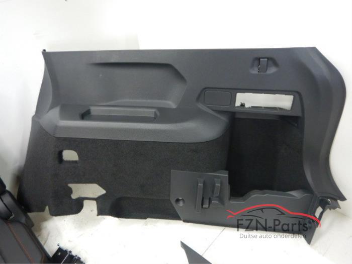 VW Tiguan 5NN Allspace interieur 7-persoons Alcatara Leer Stof