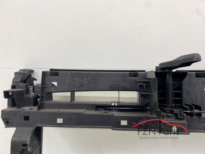 VW Tiguan 571 Front met sloten