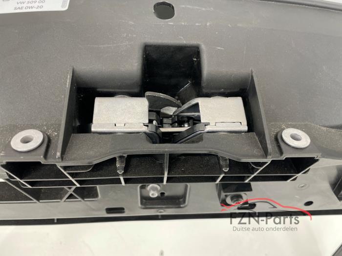 VW Transporter T7 Multivan Front met steun Radiateur